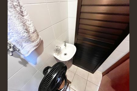 Apartamento para alugar com 119m², 3 quartos e 3 vagasBanheiro de serviço