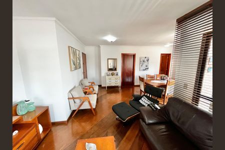 Apartamento para alugar com 119m², 3 quartos e 3 vagasSala