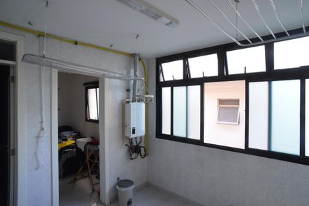 Apartamento à venda com 377m², 4 quartos e 4 vagasÁrea de Serviço