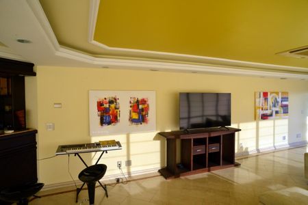 Apartamento à venda com 377m², 4 quartos e 4 vagasSala