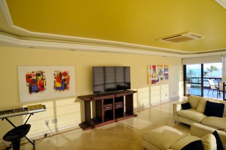 Apartamento à venda com 377m², 4 quartos e 4 vagasSala