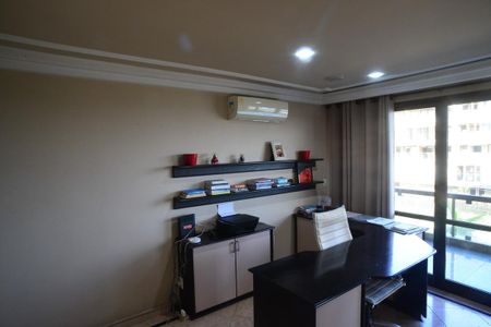 Apartamento à venda com 377m², 4 quartos e 4 vagasSuíte 3