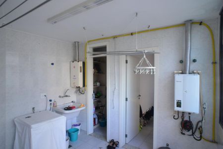 Apartamento à venda com 377m², 4 quartos e 4 vagasÁrea de Serviço