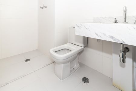 Apartamento à venda com 135m², 3 quartos e 2 vagasBanheiro da Suíte 2