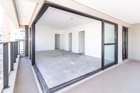 Varanda de apartamento à venda com 3 quartos, 135m² em Água Branca, São Paulo