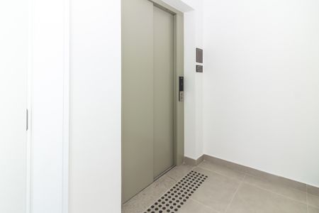 Apartamento à venda com 135m², 3 quartos e 2 vagasHall