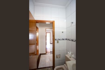 Casa à venda com 200m², 2 quartos e 2 vagasBaheiro Social