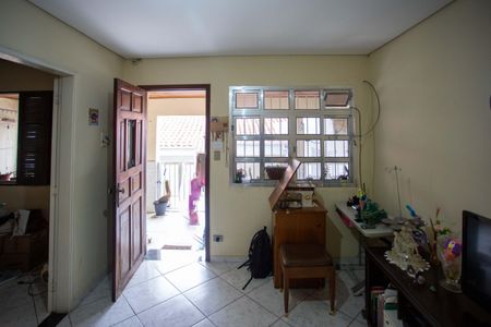 Casa à venda com 200m², 2 quartos e 2 vagasSala Casa 2