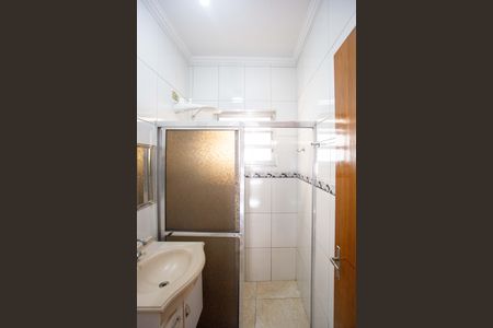 Casa à venda com 200m², 2 quartos e 2 vagasBaheiro Social