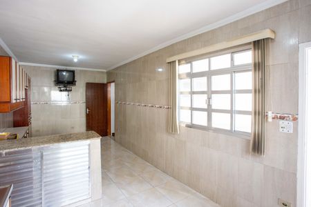 Casa à venda com 200m², 2 quartos e 2 vagasCozinha