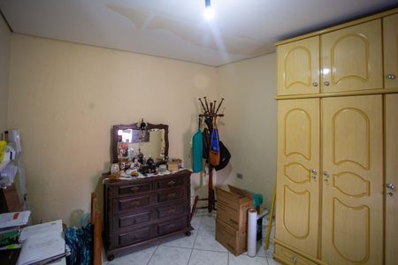 Casa à venda com 200m², 2 quartos e 2 vagasQuarto Casa 2