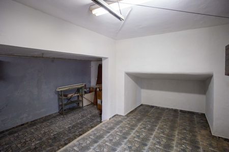 Casa à venda com 200m², 2 quartos e 2 vagasGaragem