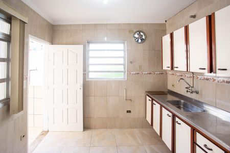 Casa à venda com 200m², 2 quartos e 2 vagasCozinha