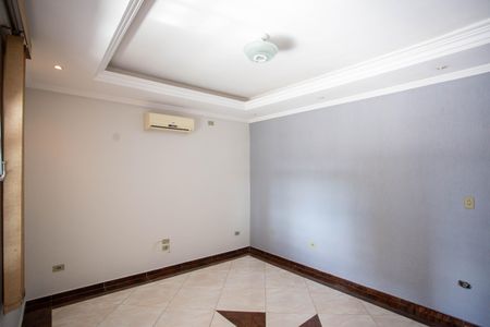 Casa à venda com 200m², 2 quartos e 2 vagassala