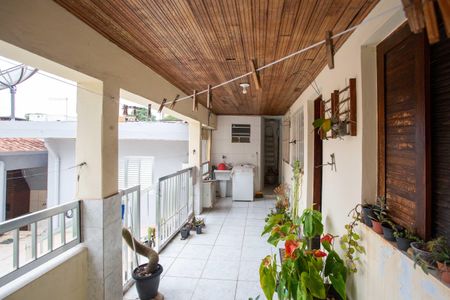 Casa à venda com 200m², 2 quartos e 2 vagasVaranda/Area de Serviço Casa 2