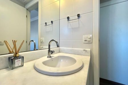 Apartamento à venda com 65m², 2 quartos e 1 vagaBanheiro da Suíte