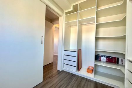 Apartamento à venda com 65m², 2 quartos e 1 vagaCloset da Suíte