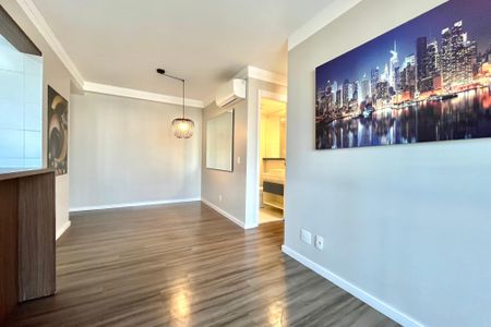 Apartamento à venda com 65m², 2 quartos e 1 vagaSala