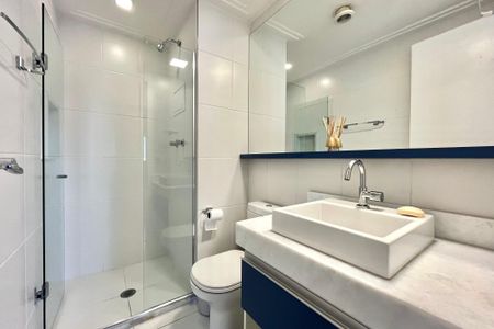 Apartamento à venda com 65m², 2 quartos e 1 vagaBanheiro social