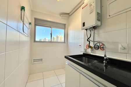 Apartamento à venda com 65m², 2 quartos e 1 vagaÁrea de Serviço