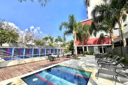 Apartamento à venda com 65m², 2 quartos e 1 vagaÁrea comum - Piscina