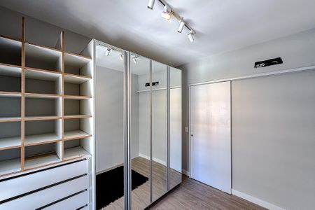 Apartamento à venda com 76m², 2 quartos e 1 vagaQuarto