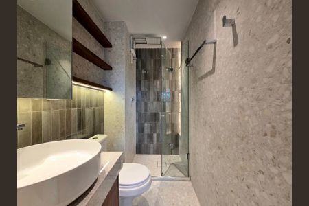 Apartamento à venda com 42m², 1 quarto e sem vaga Apartamento à venda com 42m², 1 quarto e sem vagaBanheiro da Suíte