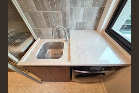 Apartamento à venda com 42m², 1 quarto e sem vaga Apartamento à venda com 42m², 1 quarto e sem vagaÁrea de Serviço