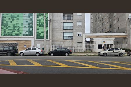 Apartamento para alugar com 38m², 2 quartos e 1 vagaFachada do condomínio - Placa instalada na fachada do condomínio - Código da placa: YIXW-1185