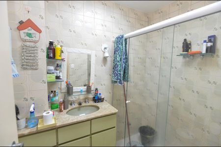 Apartamento à venda com 65m², 2 quartos e 1 vaga Apartamento à venda com 65m², 2 quartos e 1 vagaBanheiro