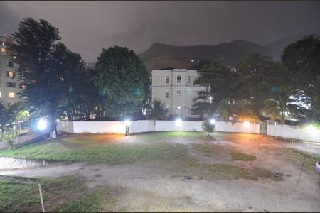 Apartamento à venda com 65m², 2 quartos e 1 vaga Apartamento à venda com 65m², 2 quartos e 1 vagaVista da Sala