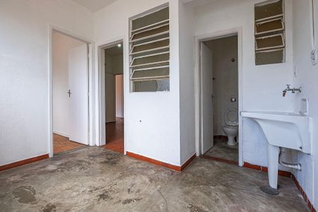 Apartamento para alugar com 110m², 3 quartos e 1 vagaÁrea de Serviço