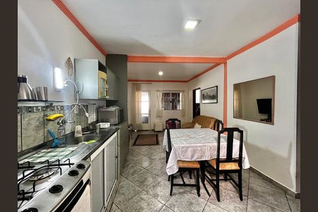 Sala/Cozinha de casa à venda com 6 quartos, 200m² em Parque Taquaral, Campinas