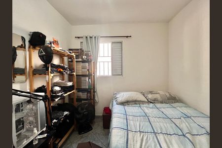 Casa à venda com 200m², 6 quartos e 4 vagas Casa à venda com 200m², 6 quartos e 4 vagasQuarto 1