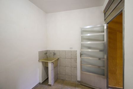 Casa à venda com 230m², 3 quartos e 2 vagas Casa à venda com 230m², 3 quartos e 2 vagasÁrea de Serviço