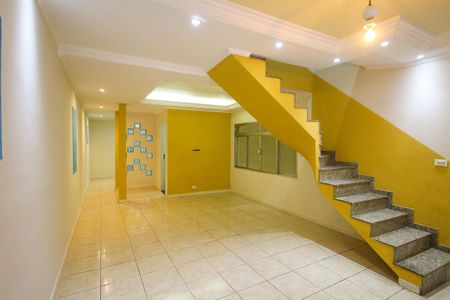 Sala de casa à venda com 3 quartos, 230m² em Parque Luis Mucciolo, São Paulo