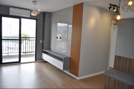 Sala de apartamento para alugar com 2 quartos, 60m² em Cachambi, Rio de Janeiro