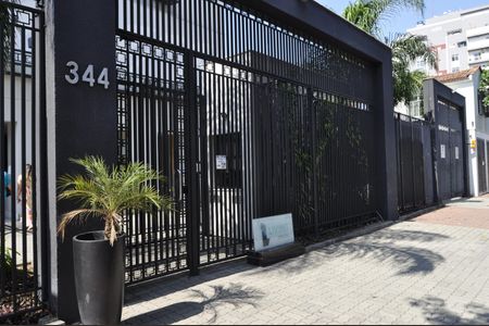 Apartamento para alugar com 60m², 2 quartos e 1 vagaFachada