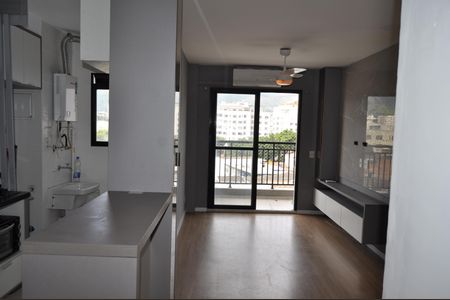 Apartamento para alugar com 60m², 2 quartos e 1 vagaSala