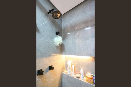 Apartamento à venda com 59m², 2 quartos e 1 vaga Apartamento à venda com 59m², 2 quartos e 1 vagaBanheiro social