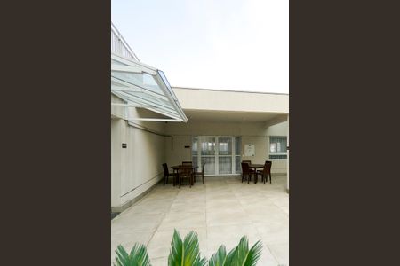 Apartamento à venda com 59m², 2 quartos e 1 vaga Apartamento à venda com 59m², 2 quartos e 1 vagaÁrea externa do salão de festas