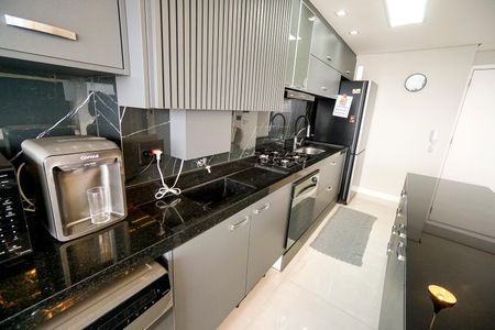 Apartamento à venda com 59m², 2 quartos e 1 vaga Apartamento à venda com 59m², 2 quartos e 1 vagaÁrea de serviço