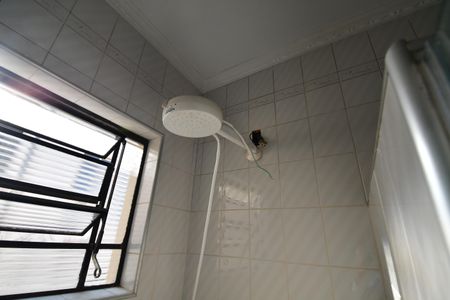 Casa à venda com 325m², 6 quartos e 3 vagasBanheiro Social 1