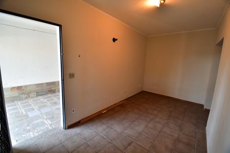 Sala de casa à venda com 6 quartos, 325m² em Conjunto Habitacional Vila Santana (sousas), Campinas