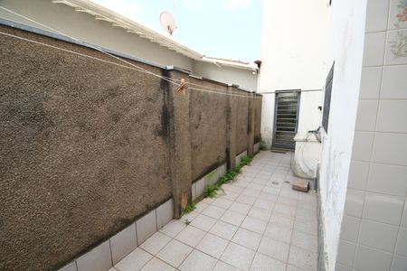 Casa à venda com 325m², 6 quartos e 3 vagasÁrea de Serviço - Casa 2