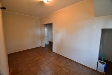 Casa à venda com 325m², 6 quartos e 3 vagasSala