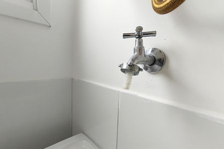 Área de Serviço de apartamento à venda com 3 quartos, 65m² em Humaitá, Porto Alegre