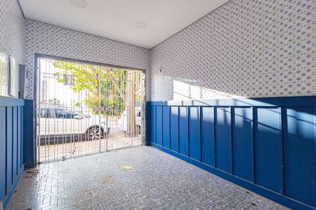 Garagem de casa para alugar com 3 quartos, 175m² em Quarta Parada, São Paulo