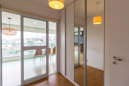Quarto de apartamento para alugar com 2 quartos, 85m² em Pinheiros, São Paulo