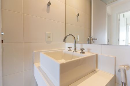 Apartamento para alugar com 85m², 2 quartos e 2 vagasBanheiro